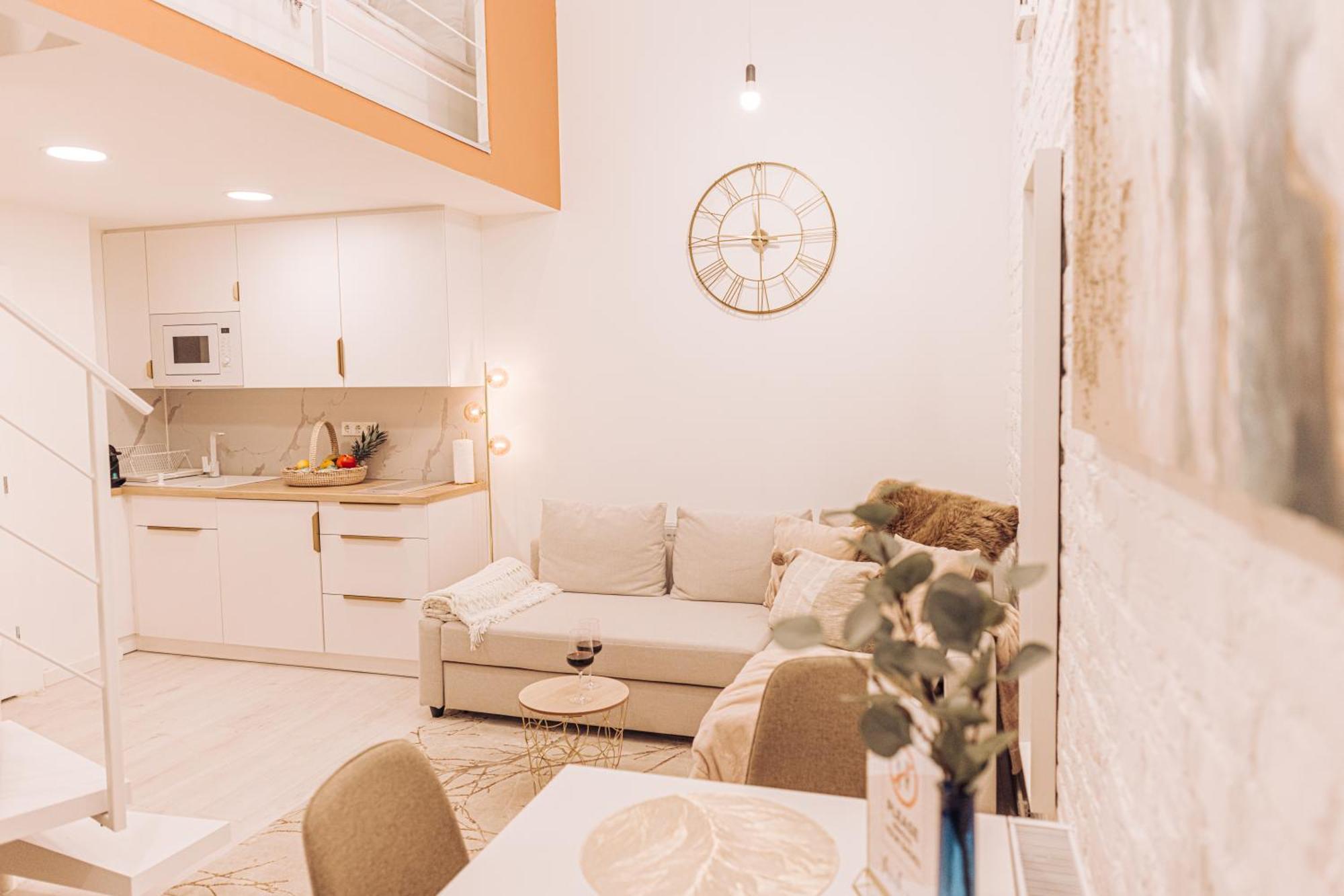 Stylish At Ruin Pub District Apartament *